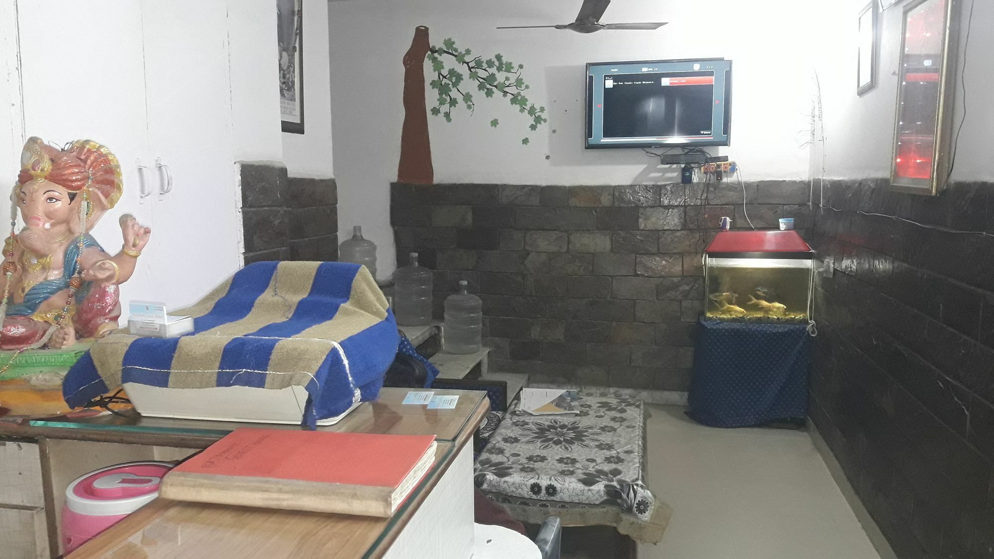 Oyo Rajdhani Guest House Faridabad Exteriér fotografie